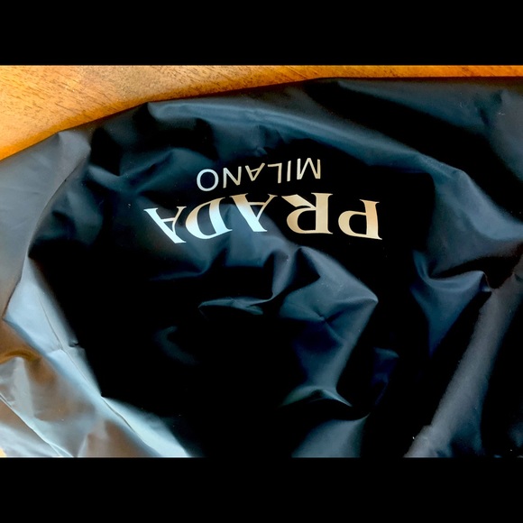 Prada Re-Nylon Black Bucket Hat Brand New Not worn Size Small + Box + Pouch! - Picture 4 of 5